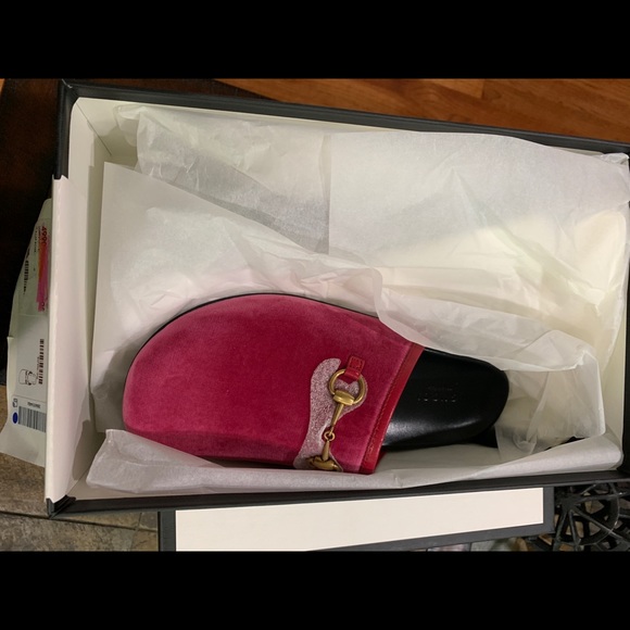 GUCCI Pink Velvet Mules Gold Horsebit New - Picture 2 of 4